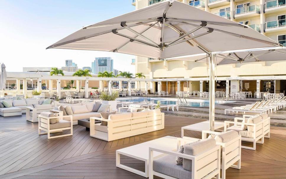 Ala Moana Hotel _ Ocean View With Balcony Honolulu Dış mekan fotoğraf